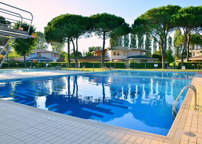 Cozy Flat With Shared Pools And Private Garden Apartament *