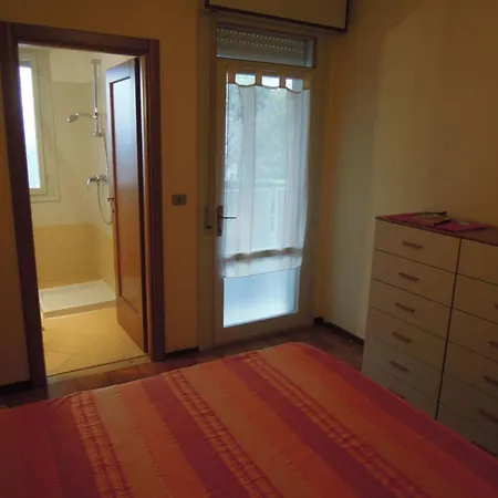 Apartment Cozy Flat With Shared Pools And Private Garden