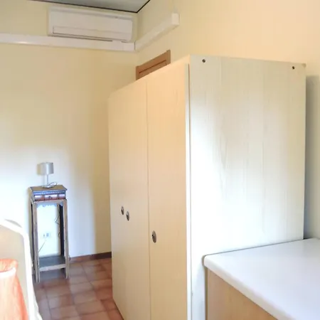 Family Flat In Resort With Pools And Playground アパート ビビオーネ