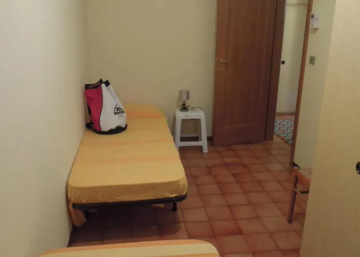 Cozy Flat With Shared Pools And Private Garden ビビオーネ