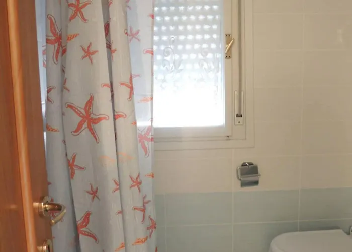 Cozy Flat With Shared Pools And Private Garden * ビビオーネ