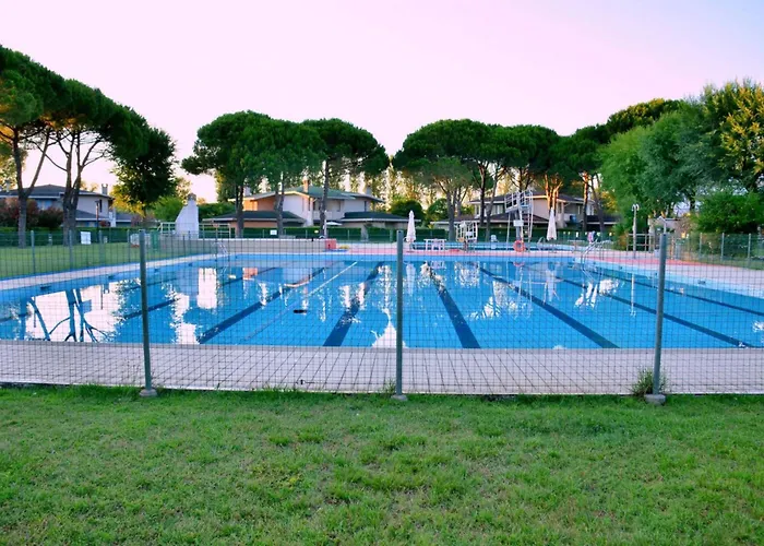 アパート Cozy Flat With Shared Pools And Private Garden *